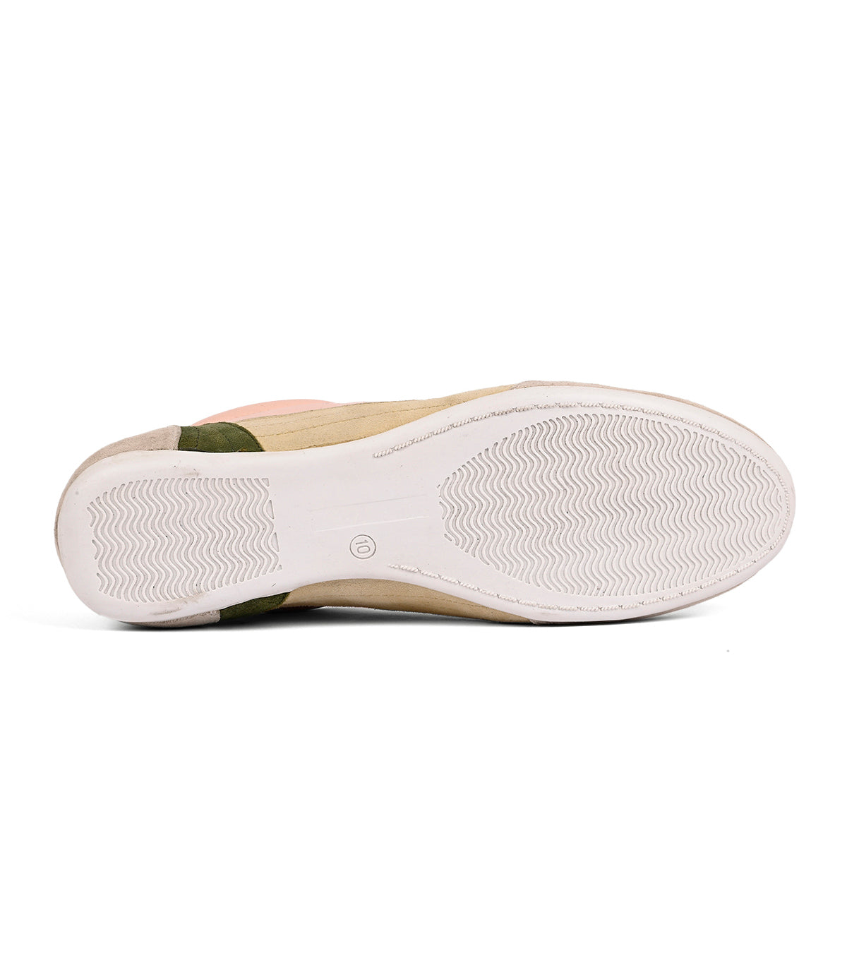 
                  
                    The image shows the bottom view of Roan’s Keyset low-profile sneaker, featuring a white rubber sole with a textured, wavy grip pattern.
                  
                