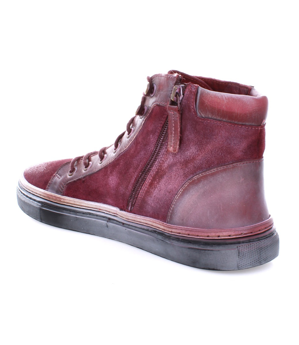 
                  
                    Mac II | Roan
                  
                