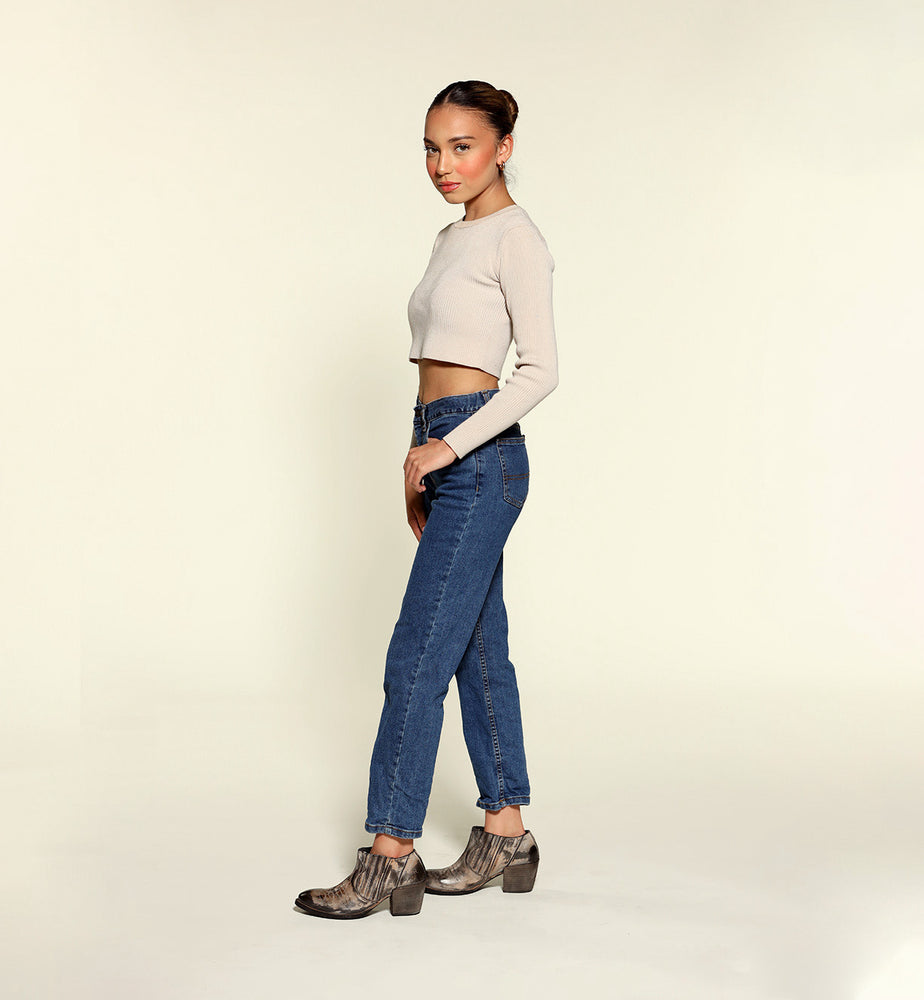 
                  
                    Malina | Roan
                  
                