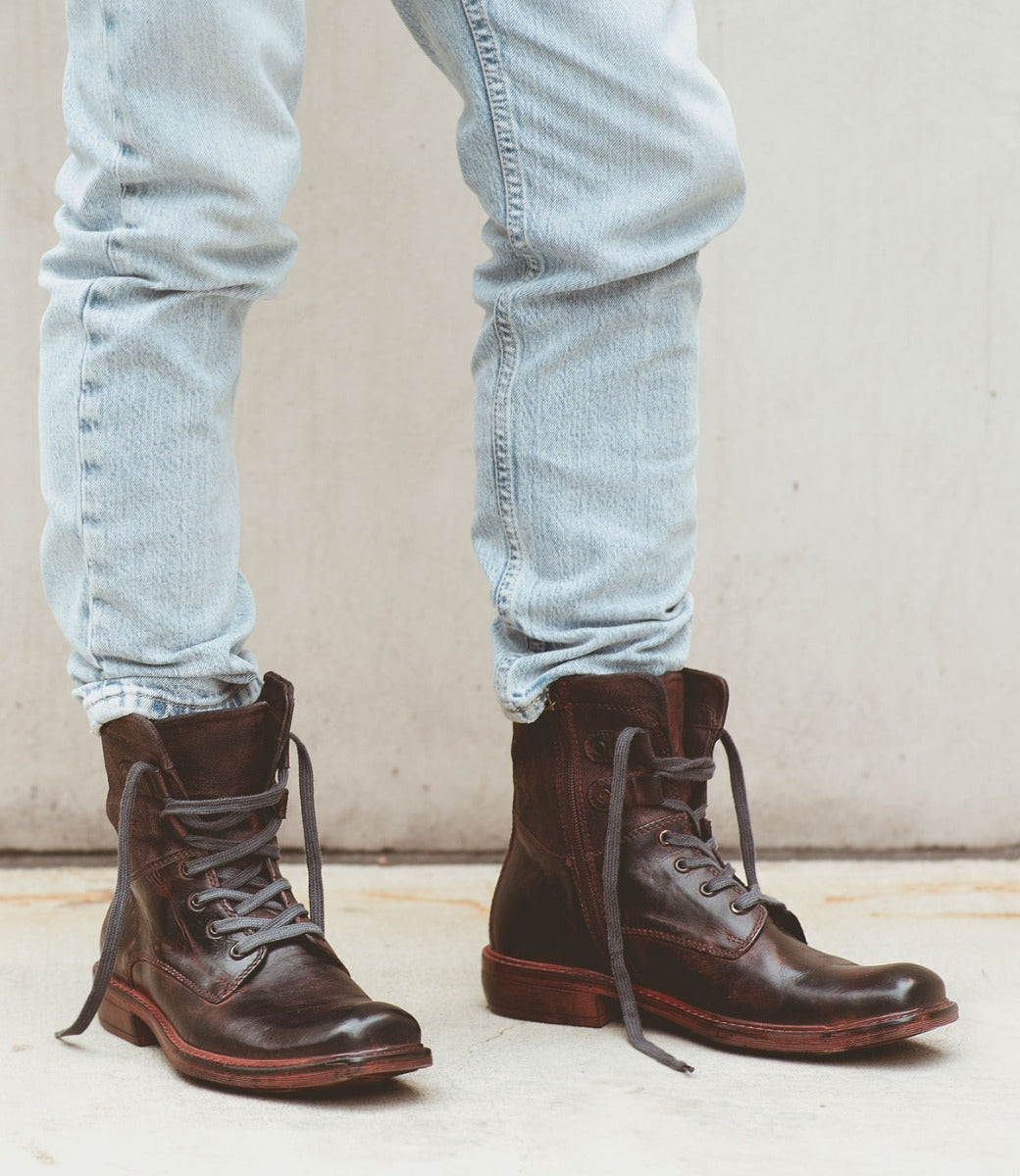 
                  
                    Stomp | Roan
                  
                