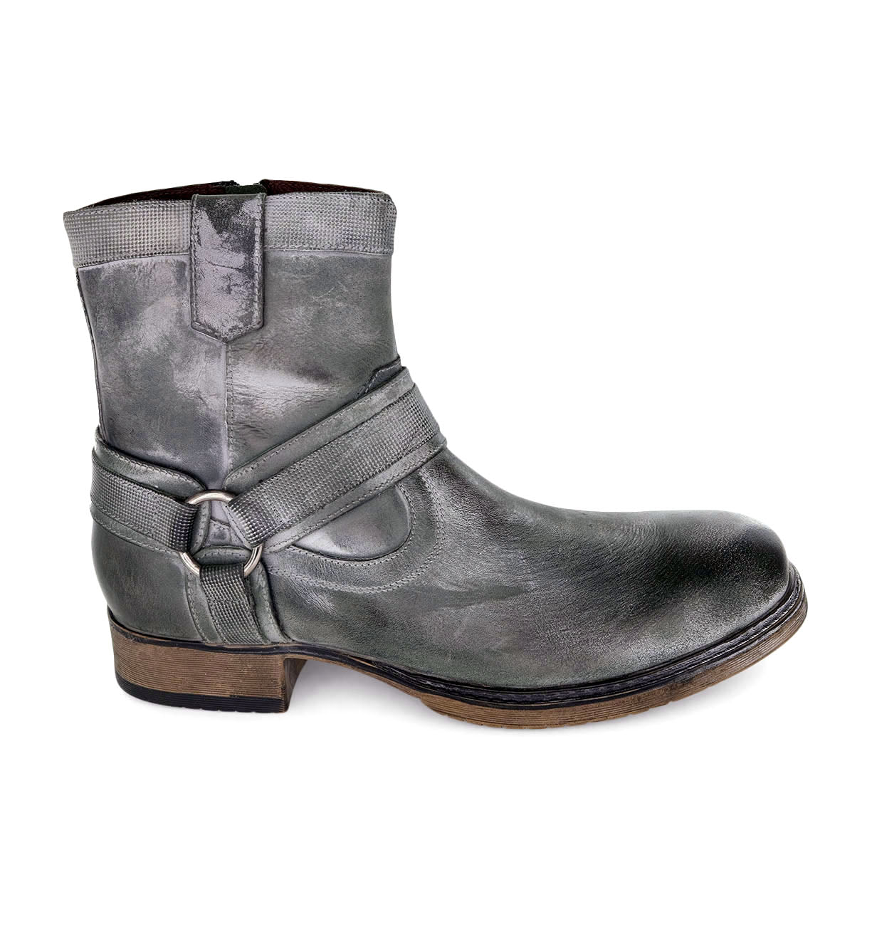
                  
                    Colton II | Roan
                  
                