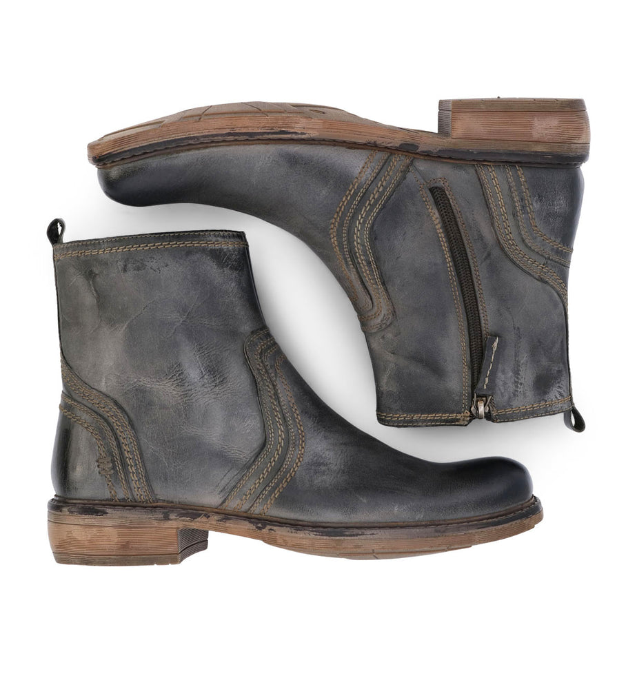 
                  
                    Crestone | Roan
                  
                