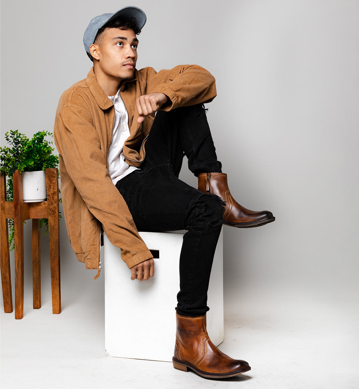
                  
                    Crestone | Roan
                  
                